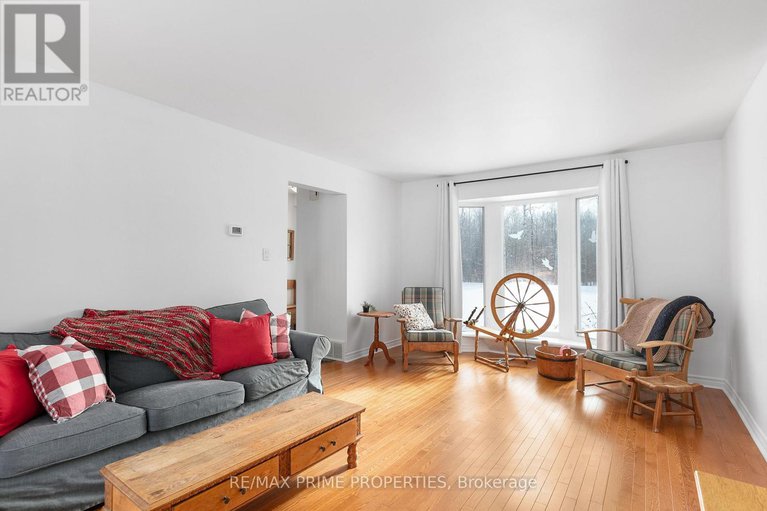 29427452/13475-crump-road/north-dundas-winchester-twp/north-dundas/ontario/K0C1H0_8