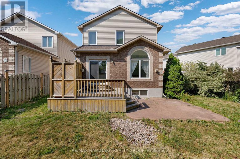 28728271/1087-rocky-harbour-crescent/riverside-southgloucester-glen/ottawa/ontario/K1V1V4_43