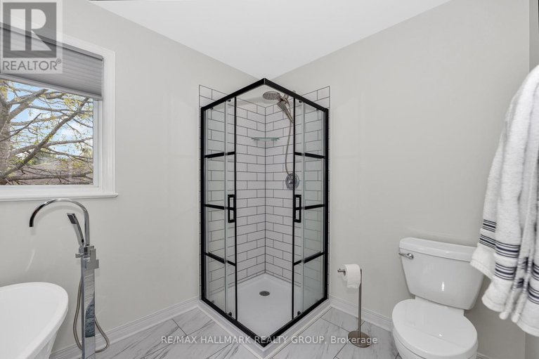 28326552/61-kimberwick-crescent/quinterra/ottawa/ontario/K1V0W6_33