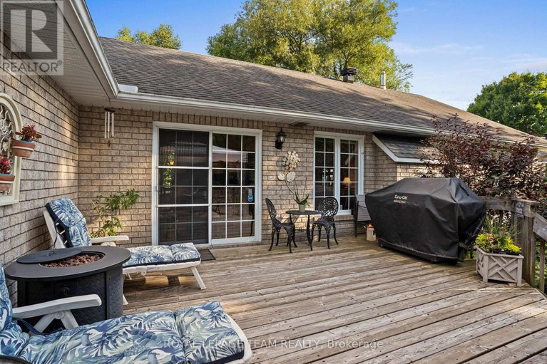 28816789/6825-sunset-boulevard/greely/ottawa/ontario/K4P1M6_37
