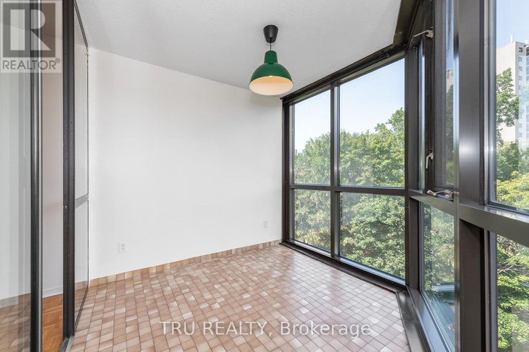 28732467/603-2871-richmond-road/britannia-heights/ottawa/ontario/K2B8M5_12