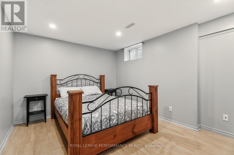 29615076/1820-mccallum-drive/fallingbrookgardenway-south/ottawa/ontario/K4A3T7_42