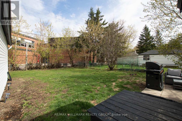 29381015/929-merivale-road/carlington/ottawa/ontario/K1Z5Z7_28