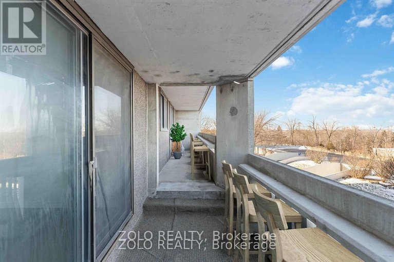 28512910/201-415-greenview-avenue-n/britannia/ottawa/ontario/K2B8G5_15