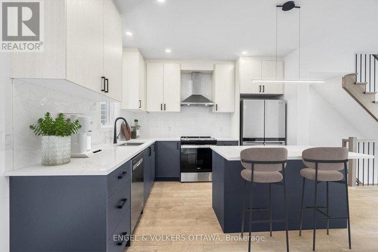 29600480/71-parent-avenue/lower-townbyward-market/ottawa/ontario/K1N0E6_13