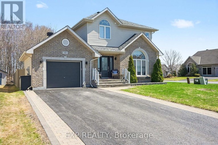 29645045/212-jasper-crescent/town-of-rockland/clarence-rockland/ontario/K4K0A3_2