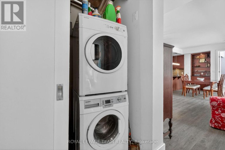 29517310/220-7-marquette-avenue/vanier/ottawa/ontario/K1L8A7_36