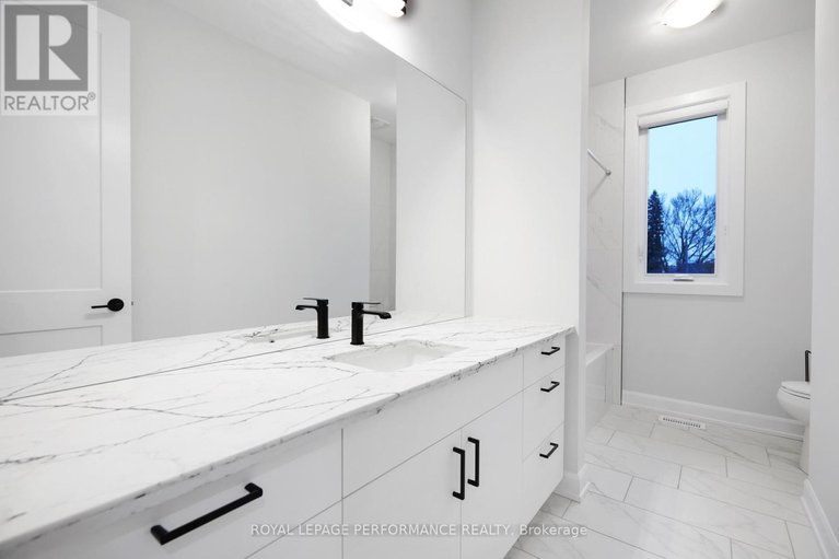 29317173/1709-fisher-ave-avenue/carleton-heights/ottawa/ontario/K2C1X9_34