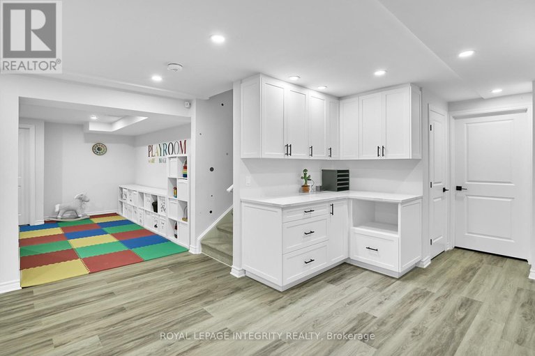 29252568/32-aconitum-way/blossom-parkkemp-parkfindlay-creek/ottawa/ontario/K1T0S1_38