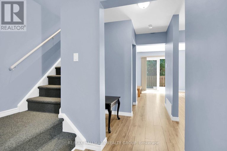 28981553/113-2570-southvale-crescent/sheffield-glenindustrial-park/ottawa/ontario/K1B5B6_2