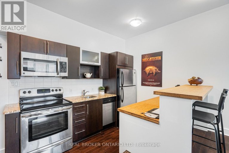 29635682/102-360-cumberland-street/lower-townbyward-market/ottawa/ontario/K1N0B1_5