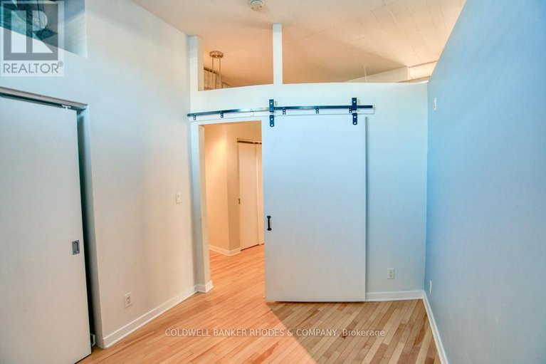 29433003/401-320-parkdale-avenue/ottawa-west/ottawa/ontario/K1Y4X9_10