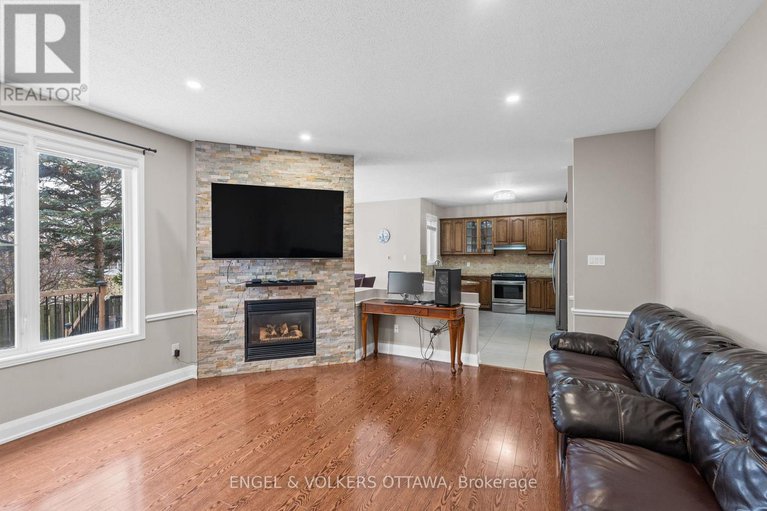 29156489/2931-shadow-hill-crescent/upper-hunt-club/ottawa/ontario/K1T3Y9_13