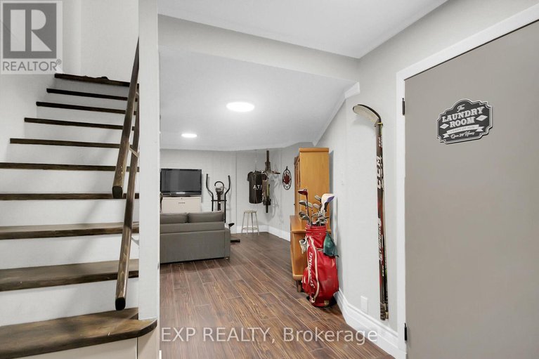 28739048/83-hadley-circle/bells-corners/ottawa/ontario/K2H7Z8_41
