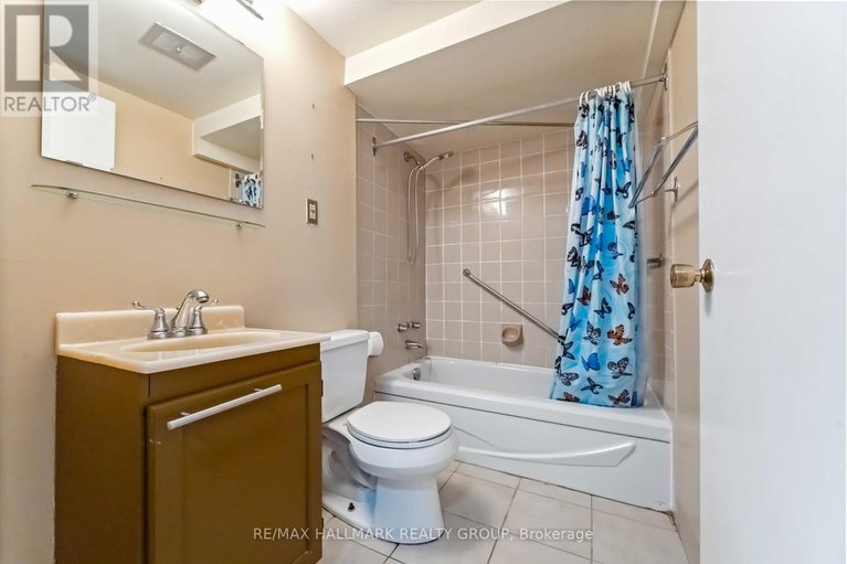 28737782/1921-navaho-drive/bel-air-heights/ottawa/ontario/K2C0T5_38
