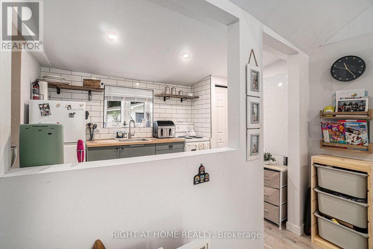 29153332/15-willis-james-lane/mcnabbraeside-twps/mcnabbraeside/ontario/K7S2A5_13