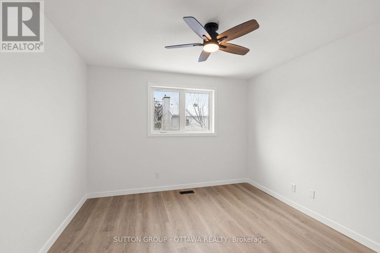 29190222/286-mceachern-crescent/bilberry-creekqueenswood-heights/ottawa/ontario/K1E3K3_35