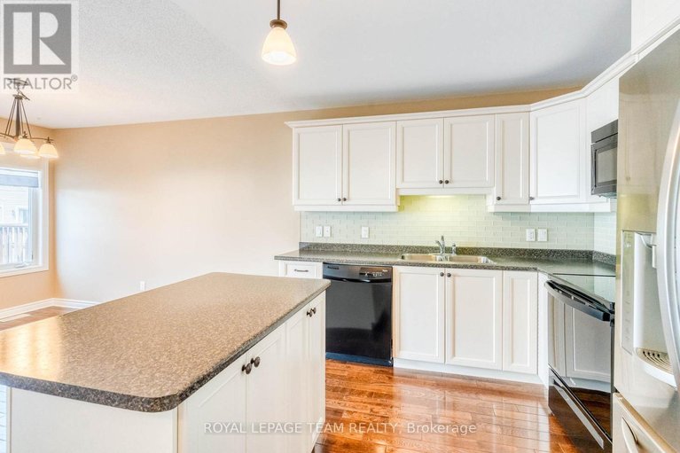 29663855/396-ann-street/almonte/mississippi-mills/ontario/K0A1A0_6