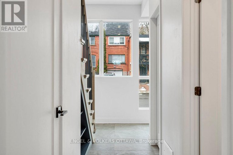 28363826/73-parent-avenue/lower-townbyward-market/ottawa/ontario/K1N0E6_10