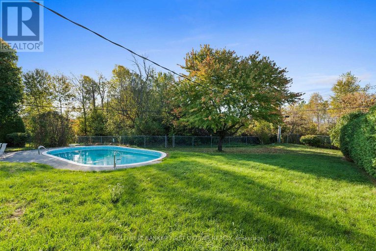 29005975/7-middlewood-court/munster/ottawa/ontario/K0A3P0_35