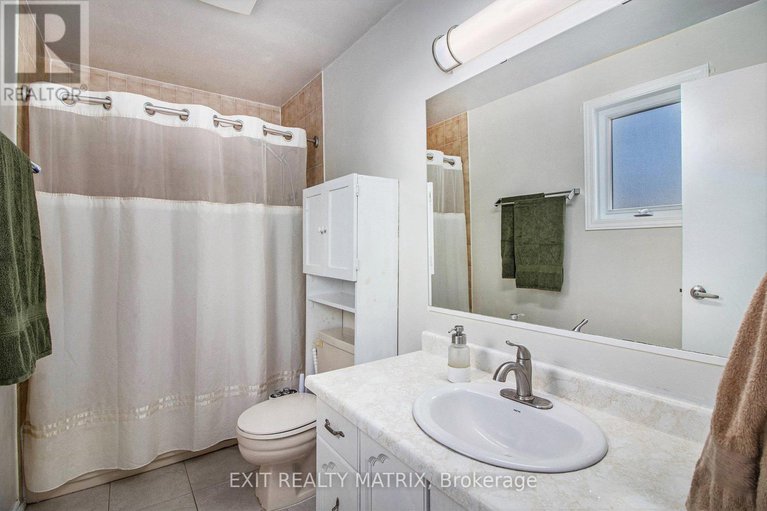 28850458/73-george-street/village-of-russell/russell/ontario/K4R1C2_19