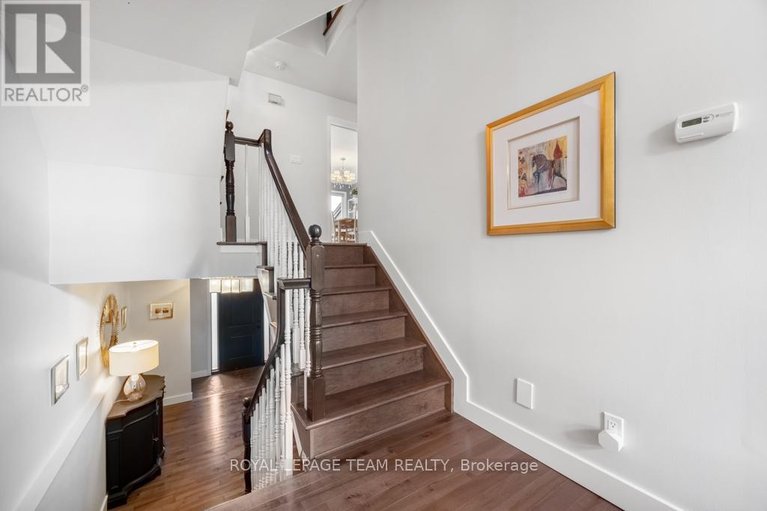 29676551/103-dunbarton-court/cardinal-glen/ottawa/ontario/K1K4L5_26