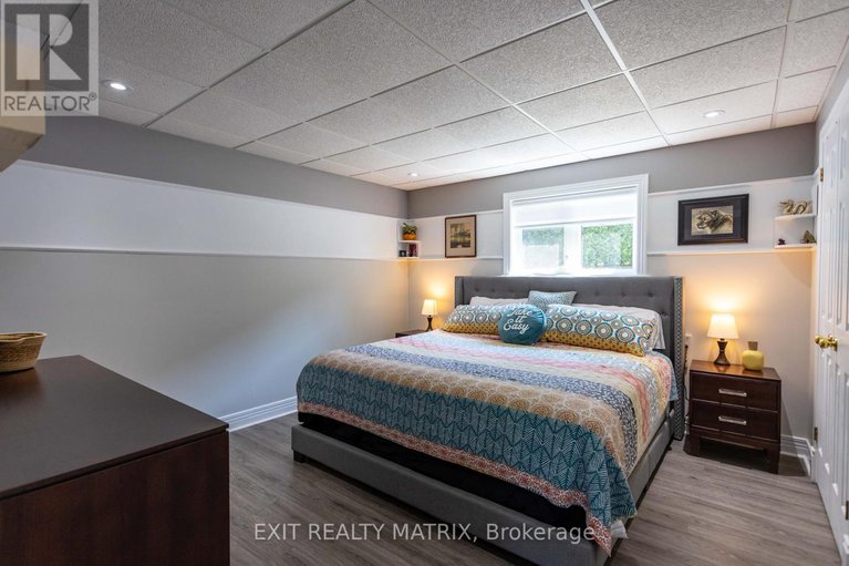 28387105/3835-old-highway-17/clarencerockland-twp/clarence-rockland/ontario/K4K1W2_13