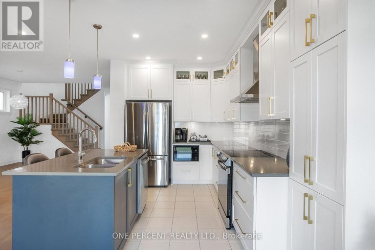 28260931/6487-renaud-road/mer-bleuebradley-estatesanderson-park/ottawa/ontario/K1W0R8_11