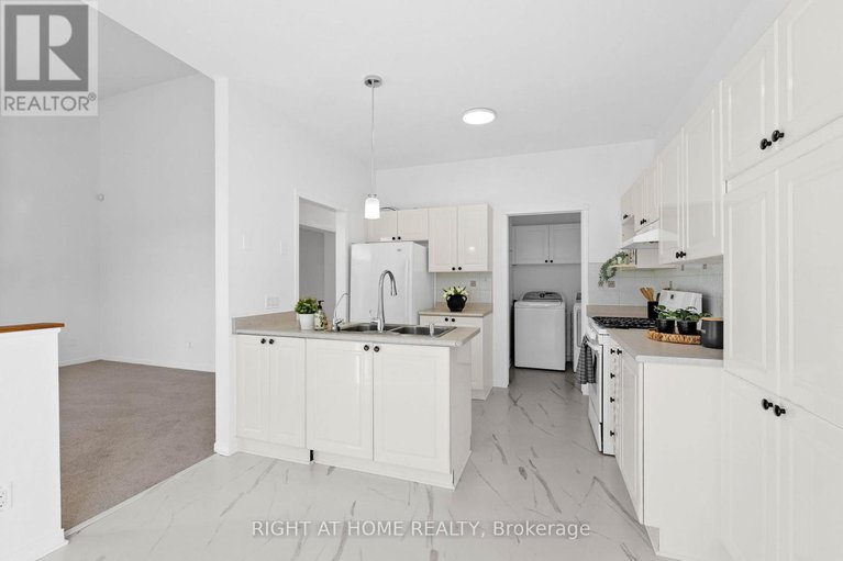 28861428/4134-wolfe-point-way/riverside-southgloucester-glen/ottawa/ontario/K1V1P4_13
