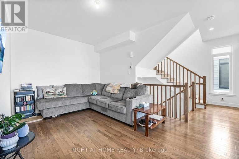 28657767/556-tahoe-heights/leitrim/ottawa/ontario/K1T0X5_9