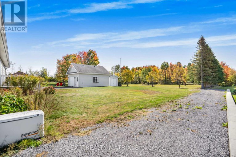 28989592/1582-sandy-hill-road/champlain-twp/champlain/ontario/K6A2R2_24