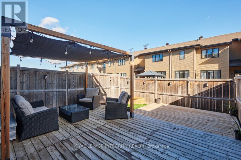 29074496/515-rouncey-road/emerald-meadowstrailwest/ottawa/ontario/K2S1B6_27