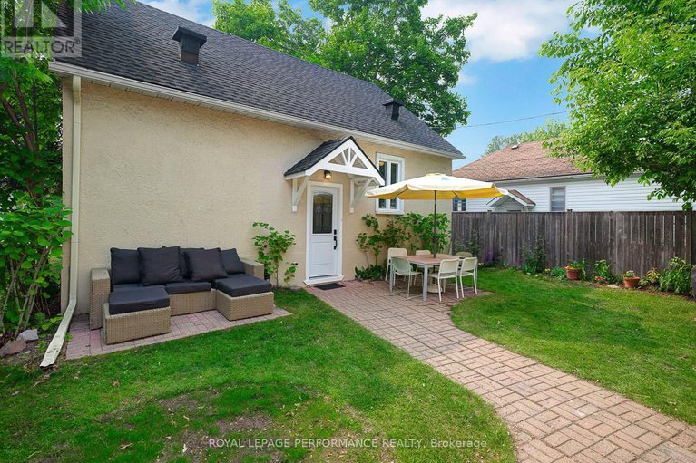 28570020/405-allen-boulevard/vanier/ottawa/ontario/K1L7B6_38