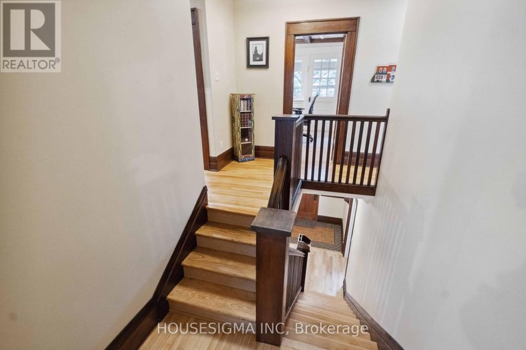 28834459/19-oakland-avenue/glebe/ottawa/ontario/K1S2T1_27