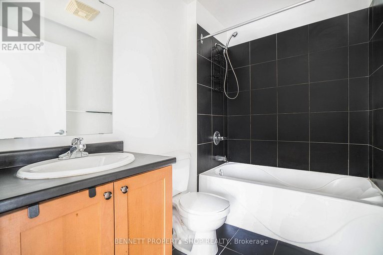 28175547/1204-70-landry-street/vanier/ottawa/ontario/K1L0A8_10