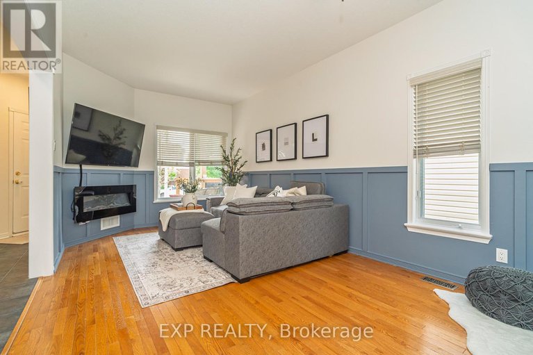 28394255/1091-rocky-harbour-crescent/riverside-southgloucester-glen/ottawa/ontario/K1V1V4_9