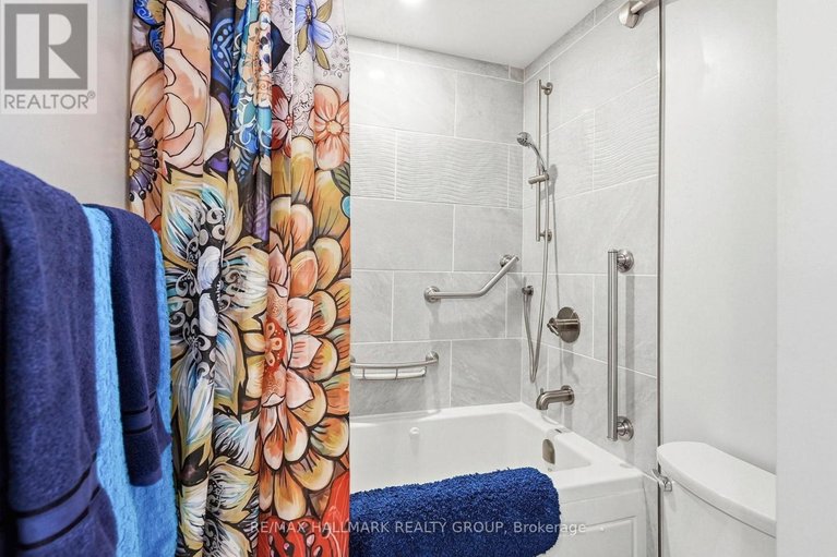 29652350/6935-du-bois-avenue/convent-glen-north/ottawa/ontario/K1C5L4_21