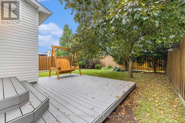 28529206/664-arc-en-ciel-street/fallingbrookgardenway-south/ottawa/ontario/K4A3H8_30
