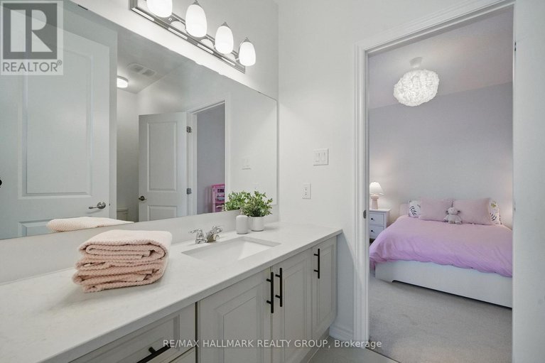 28732471/824-henslows-circle/avalon-west/ottawa/ontario/K4A5H6_30