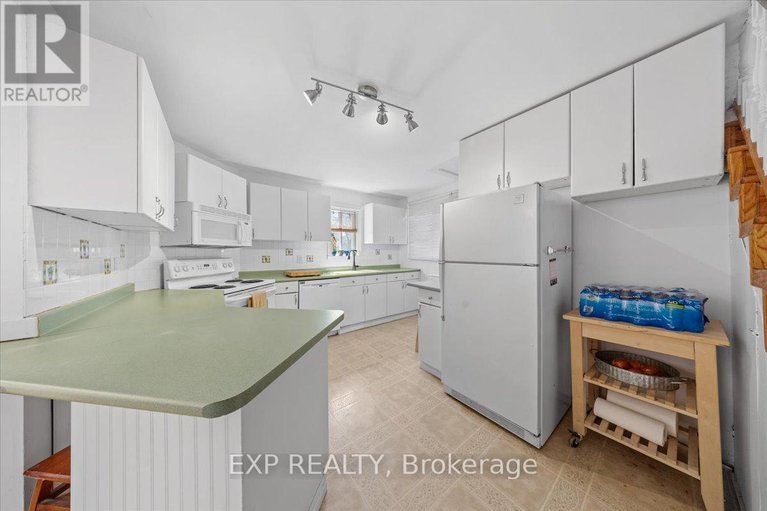 28154545/146-laval-street/vanier/ottawa/ontario/K1L7Z4_7