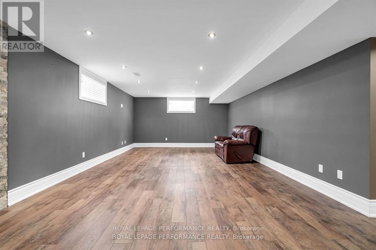 28450565/6685-yacht-boulevard/south-glengarry-charlottenburgh-twp/south-glengarry/ontario/K6H7N6_29