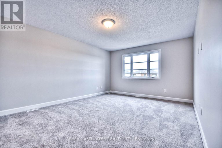 28184817/619-geneva-crescent/embrun/russell/ontario/K0A1W0_16
