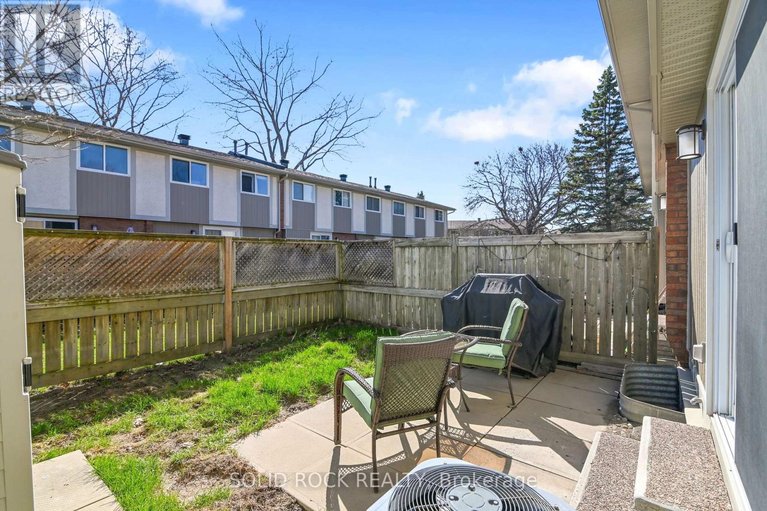 29674450/137-3915b-old-richmond-road/arbeatha-park/ottawa/ontario/K2H8T9_33