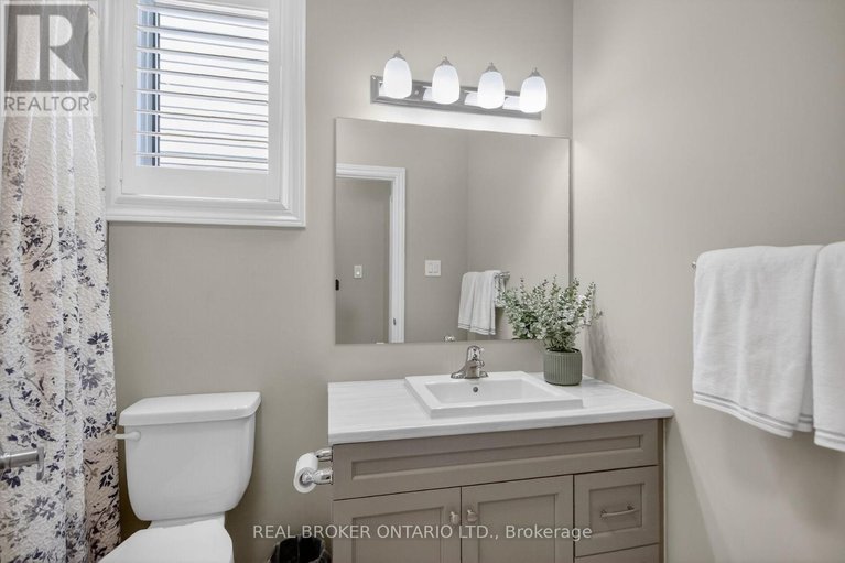 29646314/180-blackhorse-drive/north-grenville-twp-kemptville-south/north-grenville/ontario/K0G1J0_6