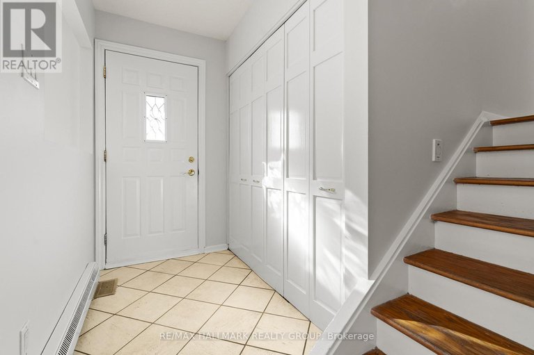 29165414/26-ettrick-crescent/pheasant-run/ottawa/ontario/K2J1G1_3