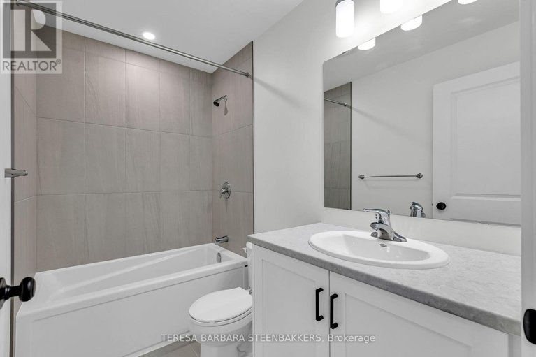 28424668/783-kenny-gordon-avenue/riverside-southgloucester-glen/ottawa/ontario/K4M0V2_20