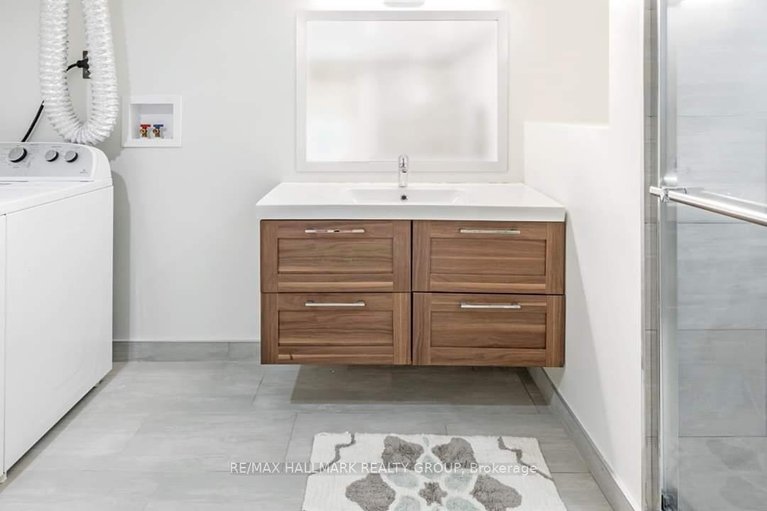 29054397/70-varley-drive/beaverbrook/ottawa/ontario/K2K1H2_34