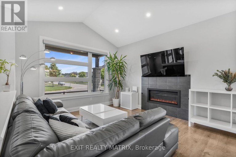 29060733/101-lyon-street/embrun/russell/ontario/K0A1W0_4