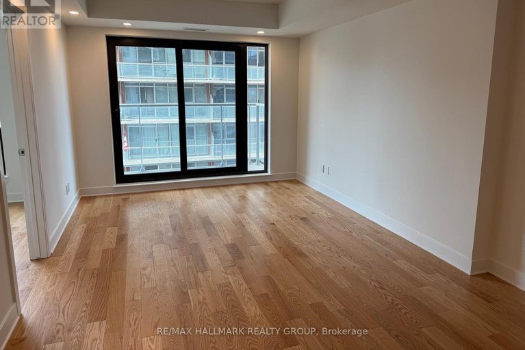 29649235/1004-180-george-street/lower-townbyward-market/ottawa/ontario/K1N0G8_2