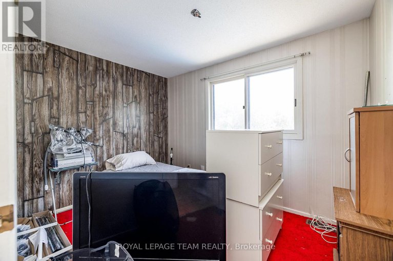 28858996/23-butterfield-road/munster/ottawa/ontario/K0A3P0_28